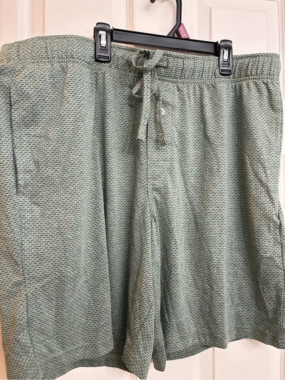 NEW in package- 2 Fruit of the Loom Heather Sage and Gray Men’s XL Sleep Shorts
